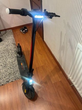 Patinete Eléctrico Red Bull Racing