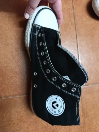 Tenis Victoria Talla 42 Negros