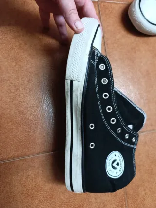 Tenis Victoria Talla 42 Negros