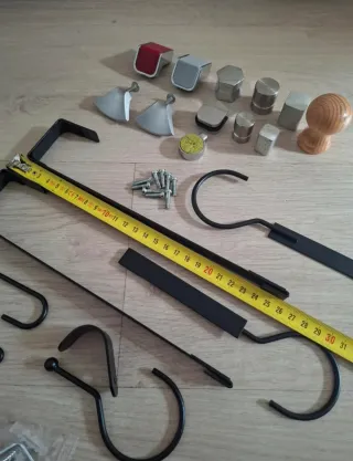 Pomos y herrajes muebles lote 10 euros