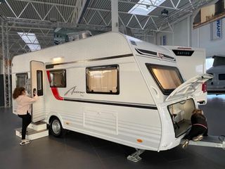 Caravana Bürstner Averso Plus 520 TL