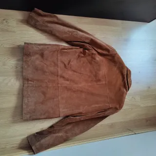 Chaqueta de ante marrón