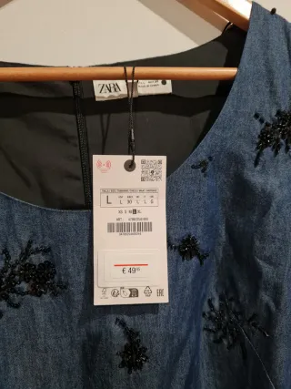 Vestido Zara Denim con Pedrería Negra Talla L