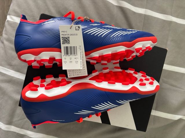 adidas predator AG - 44 2/3