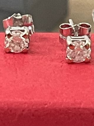 Pendientes Oro 18k Diamantes 1.01 Ct SI2/F-D