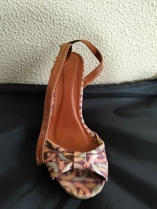 Sandalias de tacón multicolor