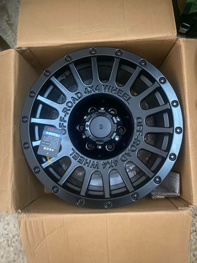 Llantas 17 toyota Nissan