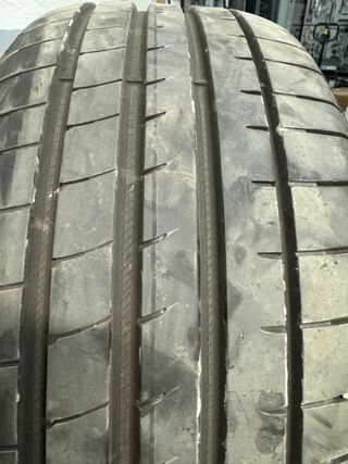 Neumáticos de coche