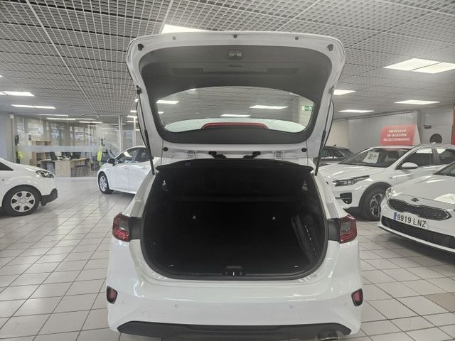 KIA Ceed EN OFERTA HASTA FIN DE MES!!!