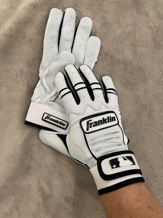 Guantes de Bateo Franklin Blancos y Negros