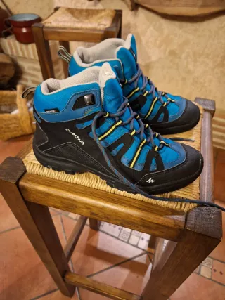 Botas montaña Quechua niño