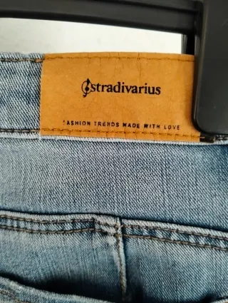 Pantalón vaquero mujer Stradivarius Body Shape