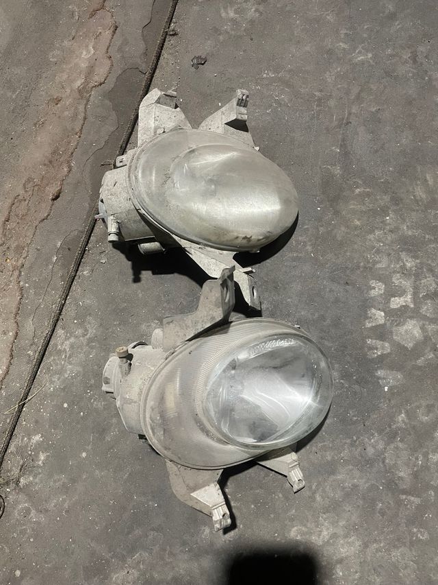 Piloto trasero y emblema Peugeot 206