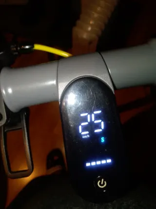 Patinete Eléctrico Fresh NEON Gris