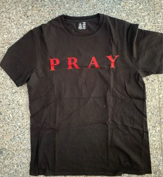 Maglietta PRAY nera