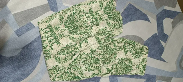 Falda larga verde y blanca