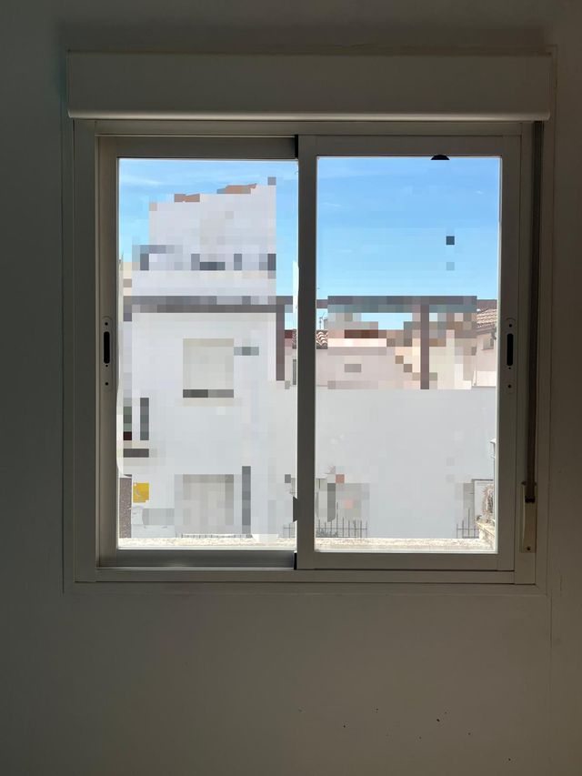 Ventana aluminio 2 hojas corredera 1.20x1.40