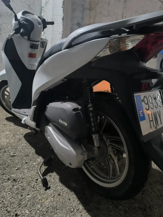 Honda SH 125 Moto 64000km