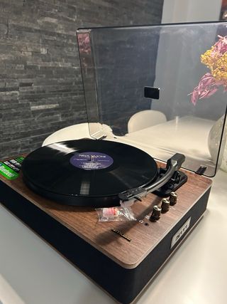 Giradischi Muse con 2 Vinili di Nina Simone