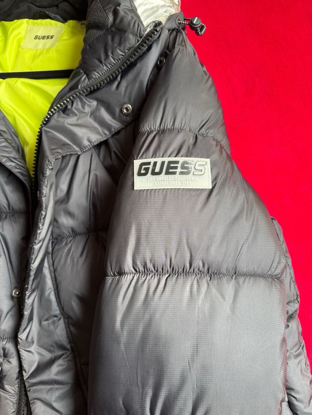 Chaqueta Guess Negra Talla M