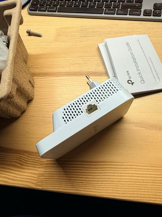 TP-Link Powerline Wi-Fi Extender AC1200 PLC