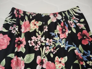Falda larga estampada floral