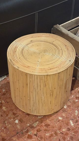 Tavolino rotondo in vimini