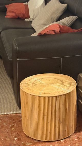 Tavolino rotondo in vimini