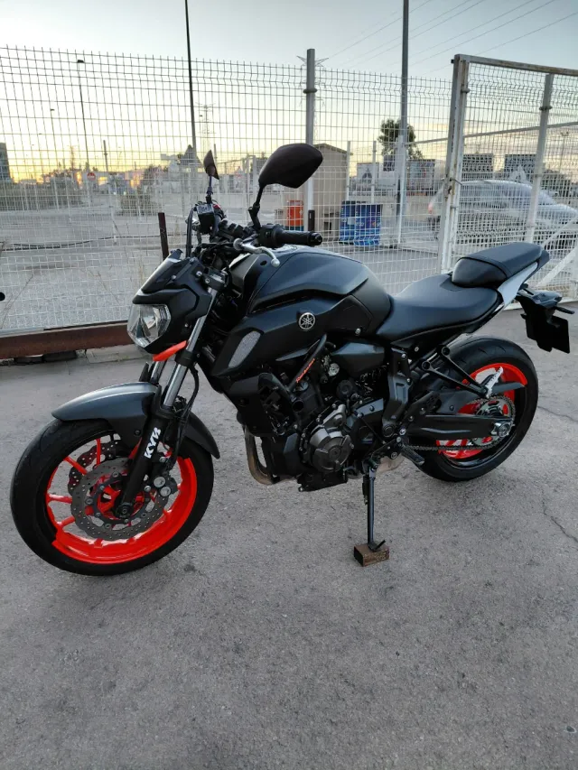 Yamaha MT-07