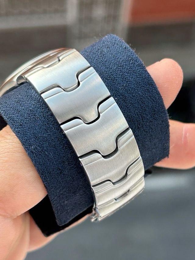 Reloj Lotus Clásico