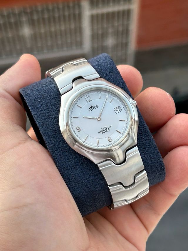 Reloj Lotus Clásico