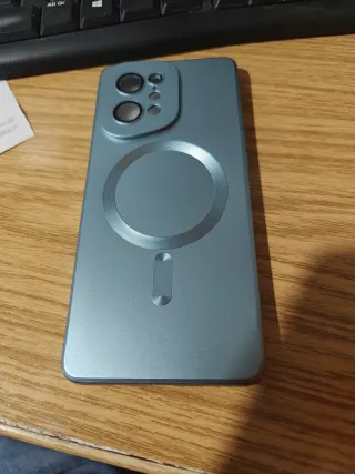 Custodia OPPO Find X5 con MagSafe