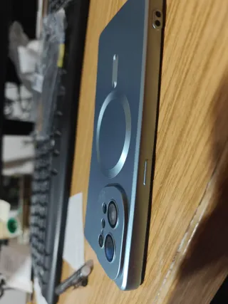 Custodia OPPO Find X5 con MagSafe