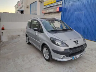 Peugeot 1007 2006