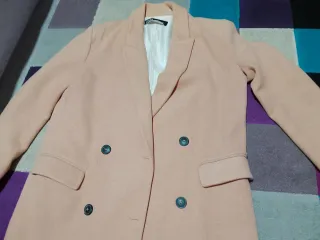 Abrigo de Zara, color Rosa/Marrón Doble Botonadura