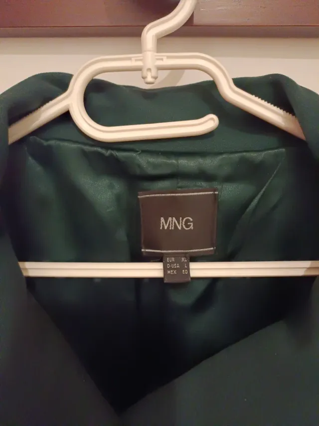 Abrigo Mango Verde Talla XL