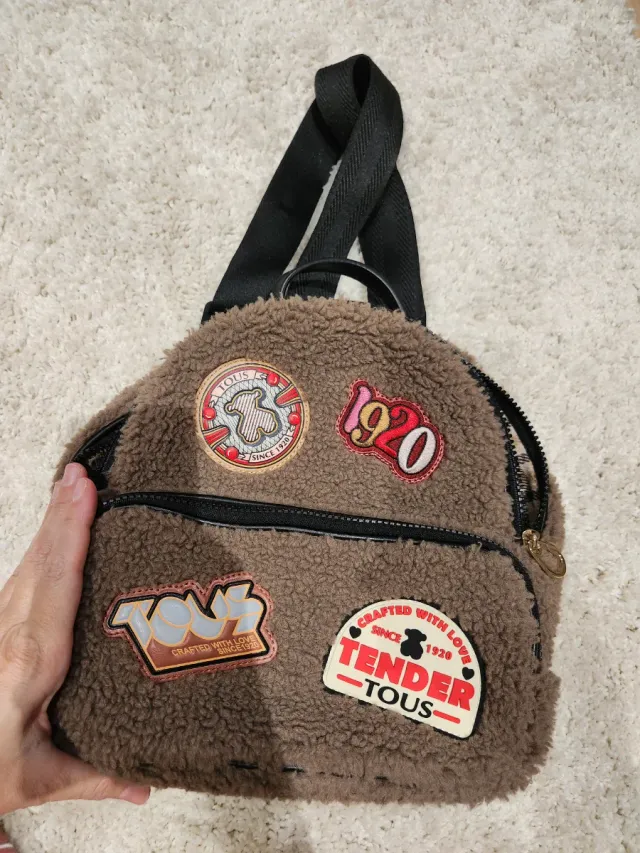 Mochila Tous peluche con parches