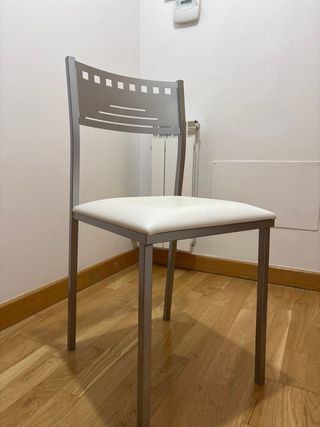 Set de mesa y sillas