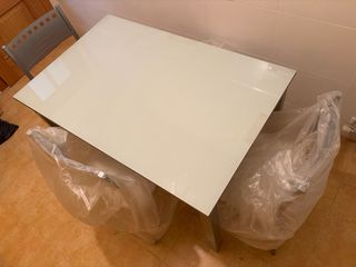 Set de mesa y sillas