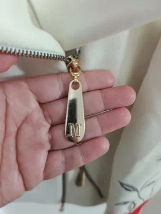 Chaqueta Moschino Flores Bordadas