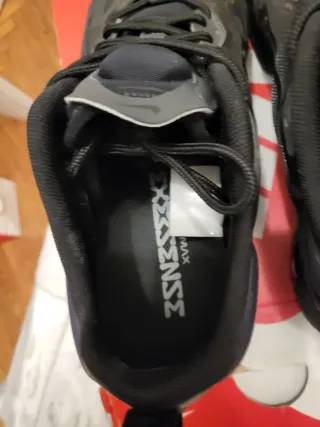 Nike Air Max Exosense 42.5