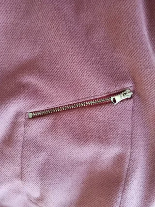 Cappotto rosa con cappuccio