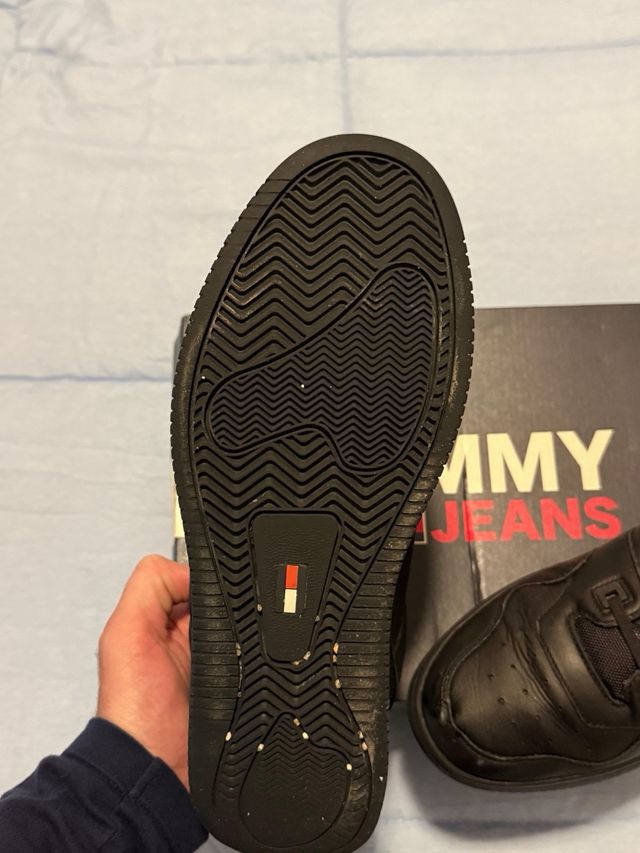 Zapatillas Tommy Hilfiger talla 44