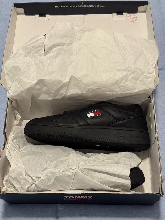 Zapatillas Tommy Hilfiger talla 44