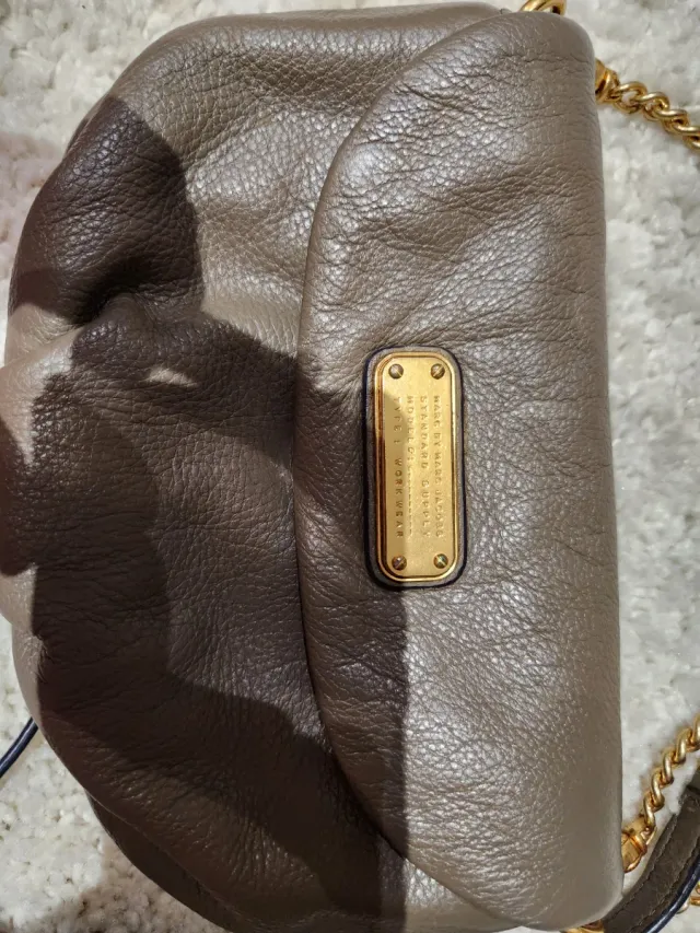 Bolso Marc Jacobs Gris y Dorado