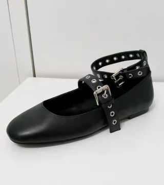 Bailarinas negras con hebilla