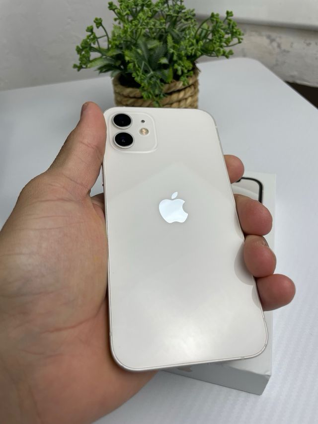 iPhone 12 Batería 100%