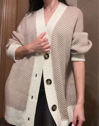 The Lulú Cárdigan Oversize Crema Beige Talla Única