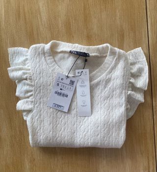 Jersey volantes Zara