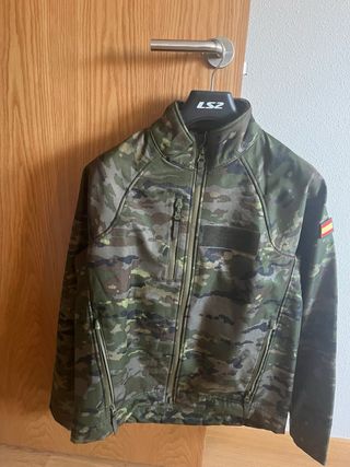 Abrigo polar ejercito